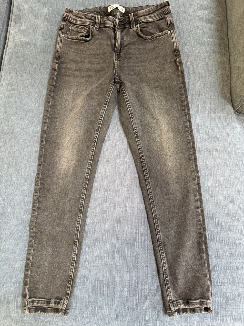Zara Women’s Skinny Jeans in Washed Gray